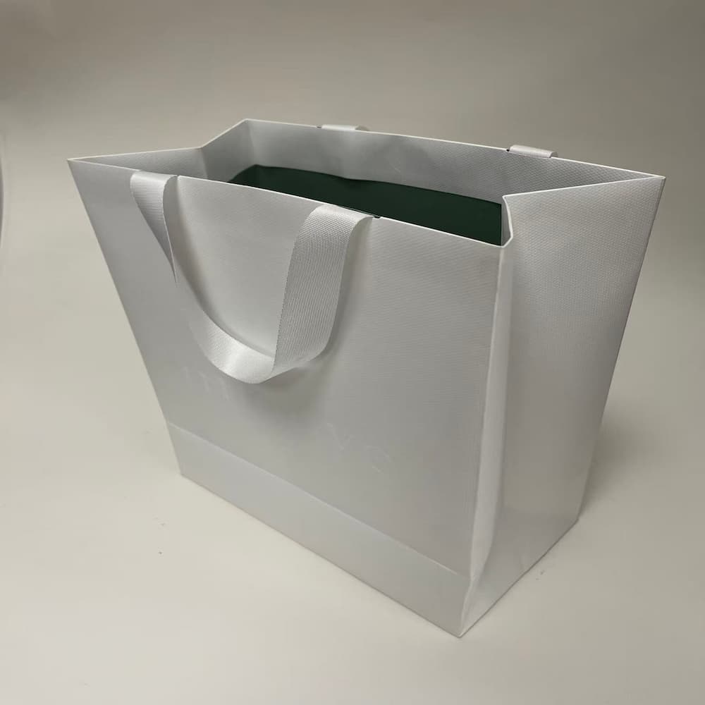 Packaging bags with matte lamination Packaging bags with matte lamination